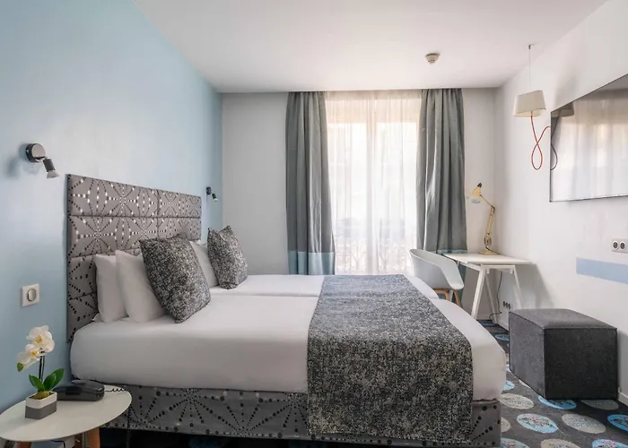 Otel Astoria - Astotel 3*
