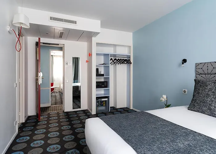 Astoria - Astotel Ξενοδοχείο 3*